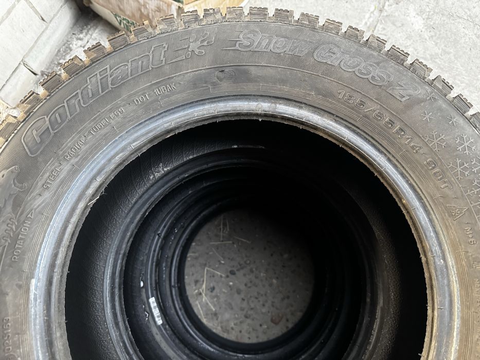 Продам зимние шины 185/65/14