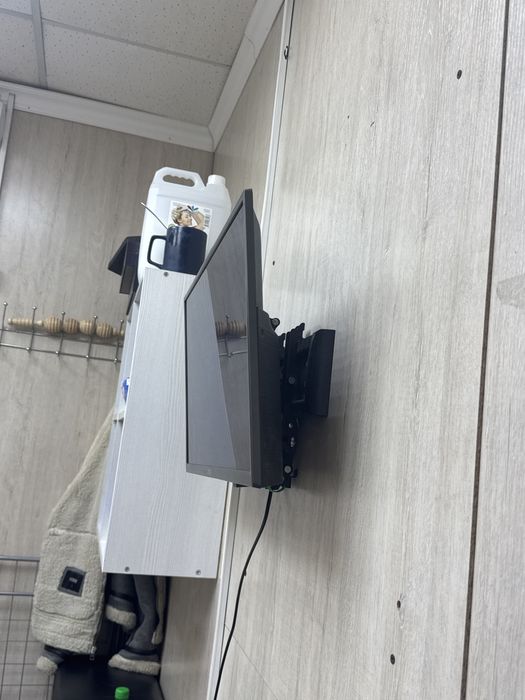 Телевизор KIVI 25