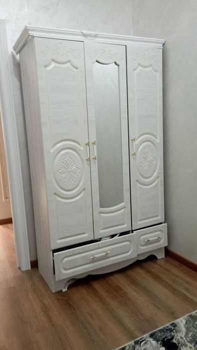 Yashnabod do'stlik metro yaqinida kv bor sheriklikka ikki kishi kerak