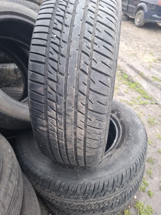 Vand set 4 anvelope 245 70 16 bune de vara ca noi