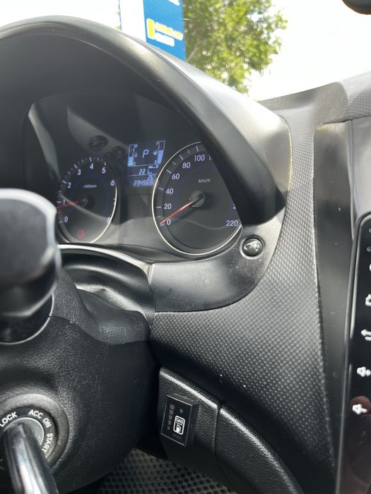 Hyundai Accent 2015 рестайлинг, 1.6, автомат