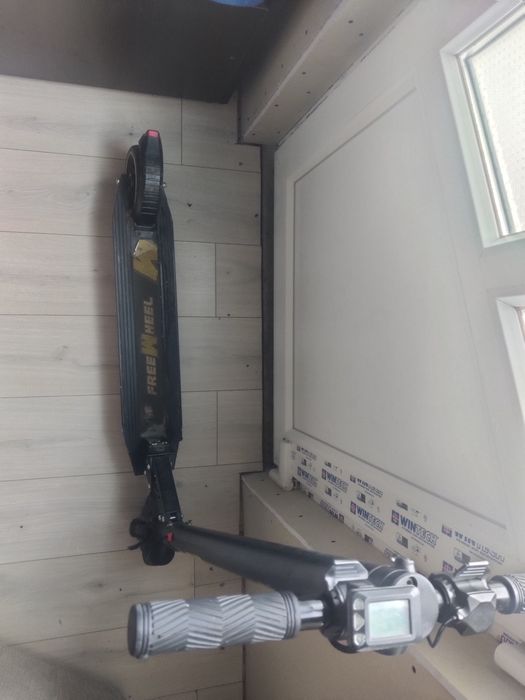 Trotineta  Freewheel Funrider ( nu raspund la telefon) CITITI DESCRIER