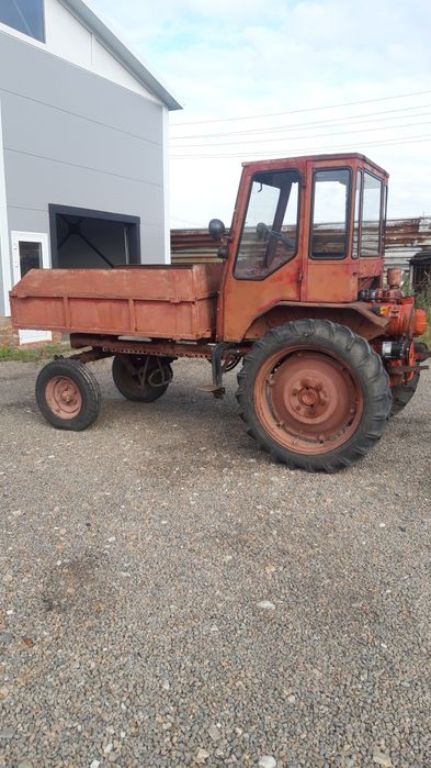 Трактор т16 в хорошем состоянии