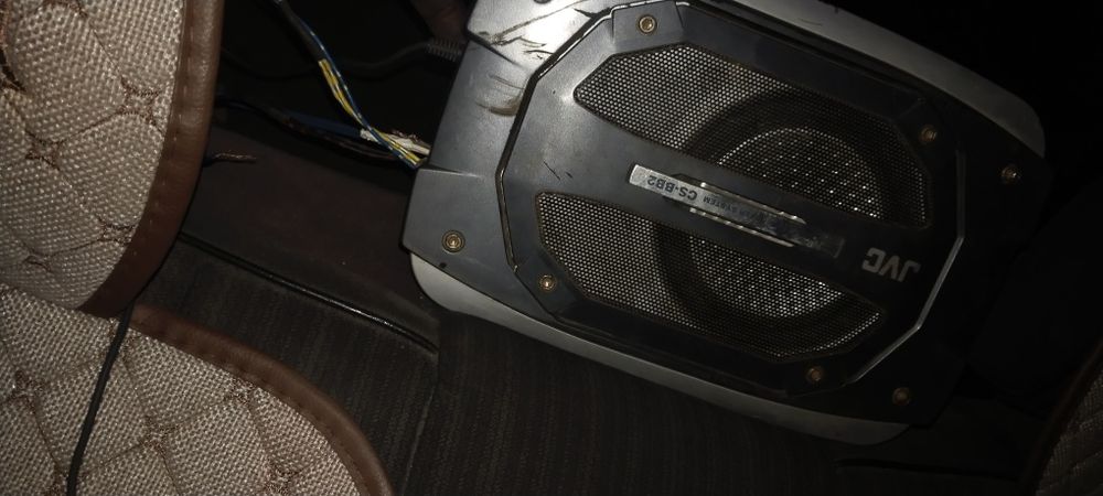 Продам мини Сабвуфер