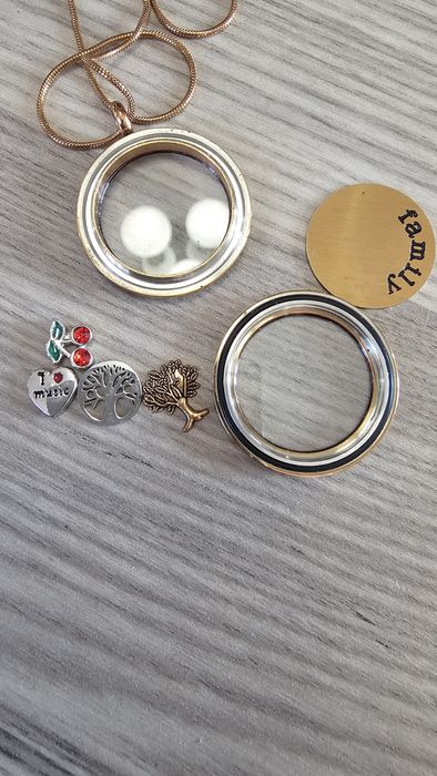 Бижута от медицинска стомана