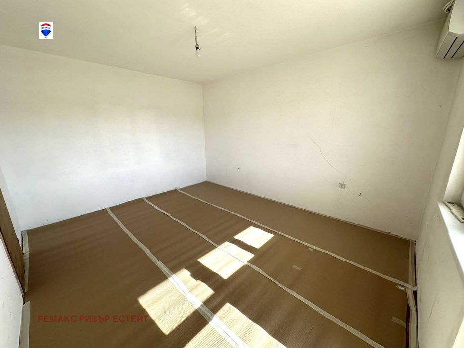 Четиристаен апартамент за продажба кв. Дружба 2