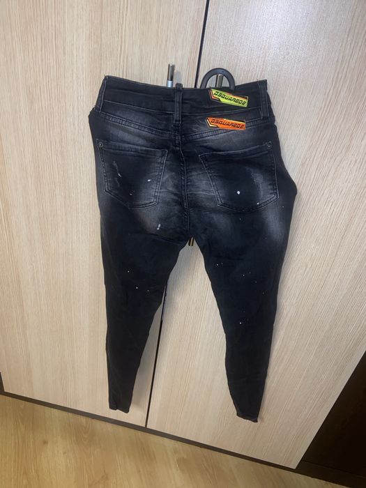 Дънки , неразличими от нови