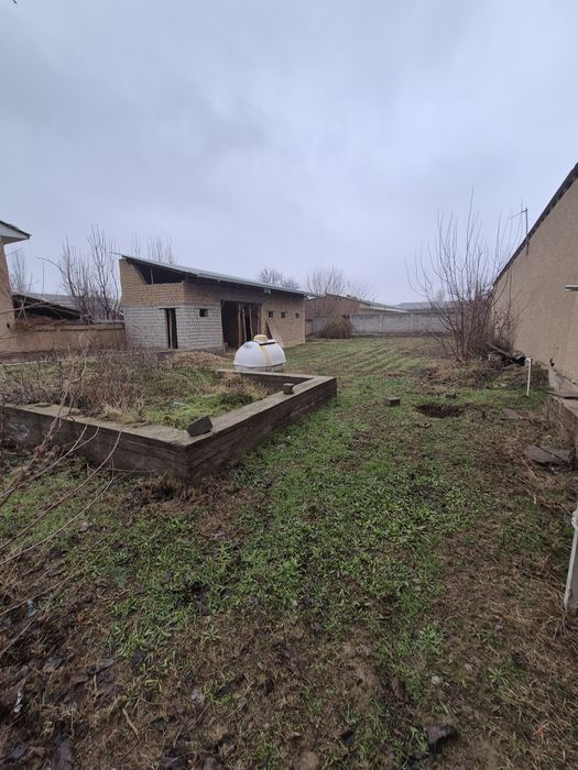 Yer sotiladi chernayevkada 8 sotix MVD sanat