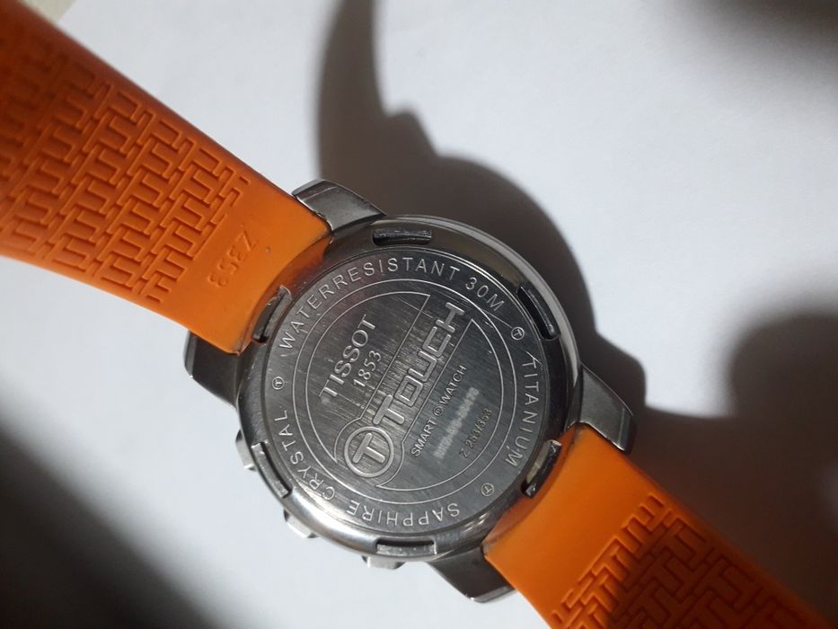 Часовник TISSOT T TOUCH титан