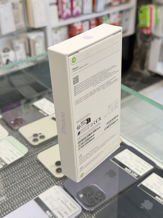 Apple iPhone 17 256GB Lavender Чисто Нов!