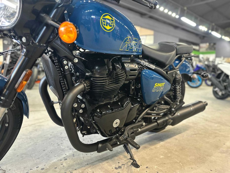 Royal Enfield Shotgun 650 Pro / A2 - PROMO by EST BIKE