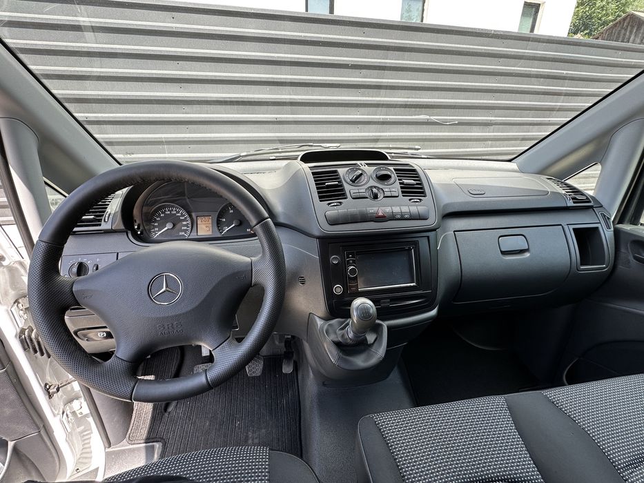 Mercedes-Benz Vito / 110 CDI / LUNG / 2011 / Euro 5 / 3 locuri / NAVI