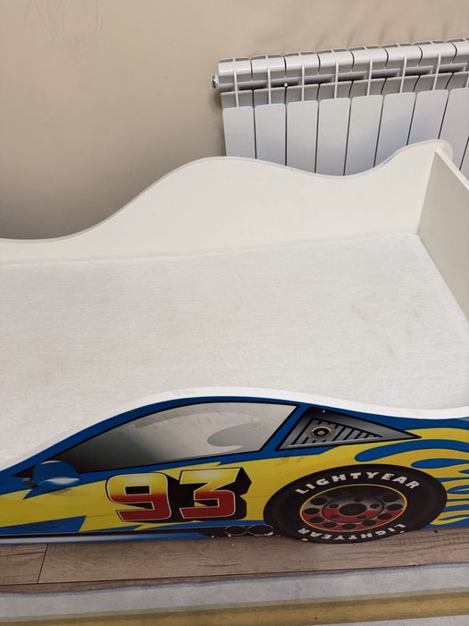 Продам кровать детскую