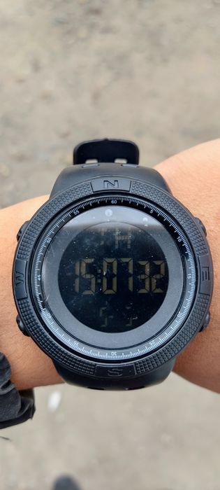 Часы мужские наручные