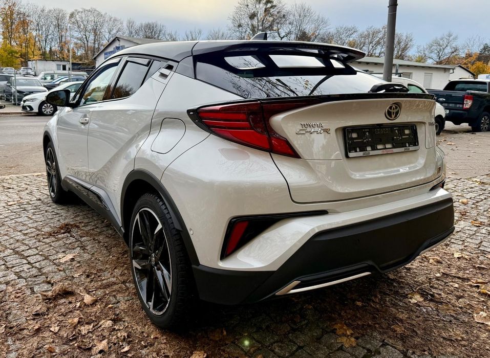 Toyota  c-hr 2.0/1.8 hybrid