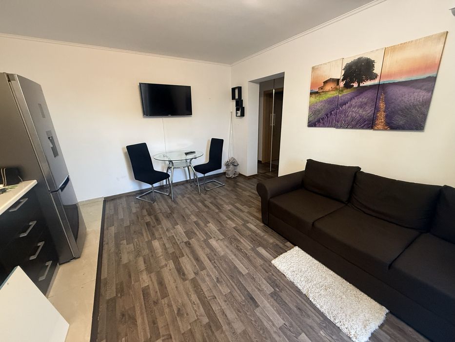 Apartament giroc central loc de parcare