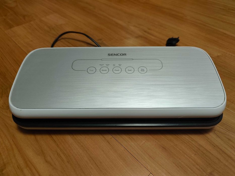 Вакумираща машина Sencor