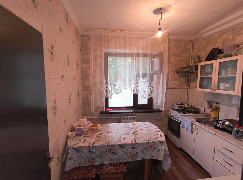 3 бөлмелі пәтер сатылады.