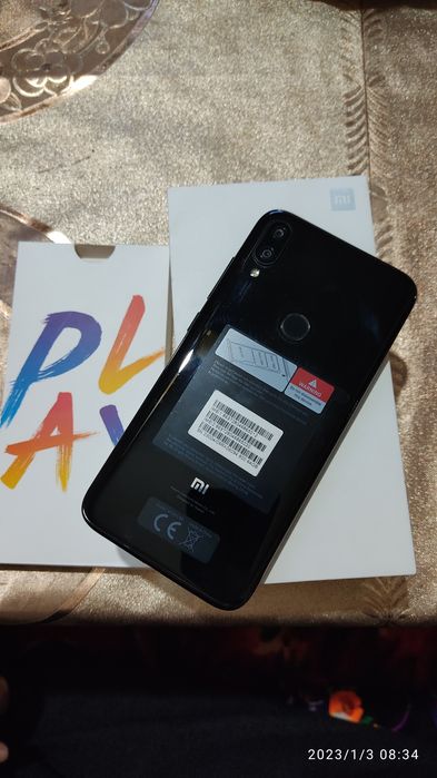 MI PLAY telefoni sotiladi holati a'lo