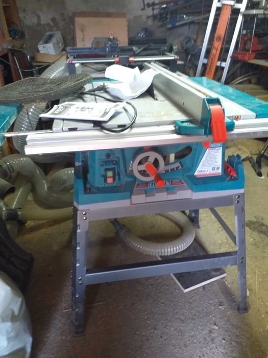 Продавам дърводелски машини почти нови