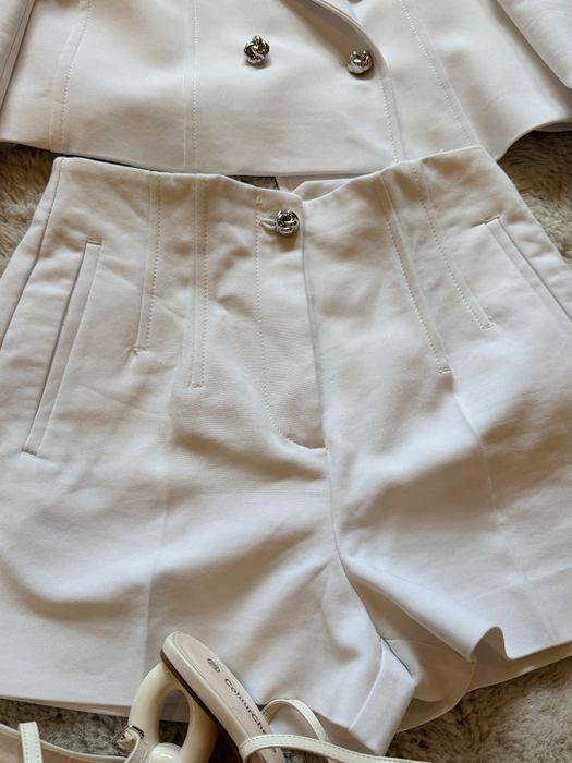 Set cu sacou si pantaloni scurti Zara