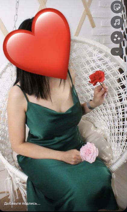 Продам платья по 8000 каждая