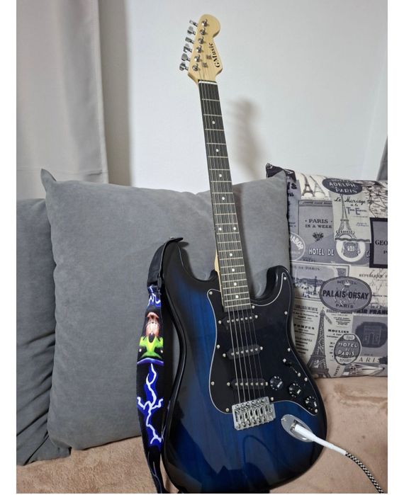 Новая электро гитара