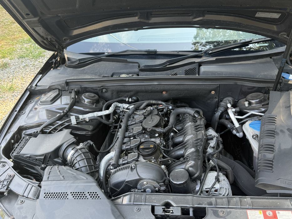 Dezmembrez Audi a4 b8 1.8 TFSI