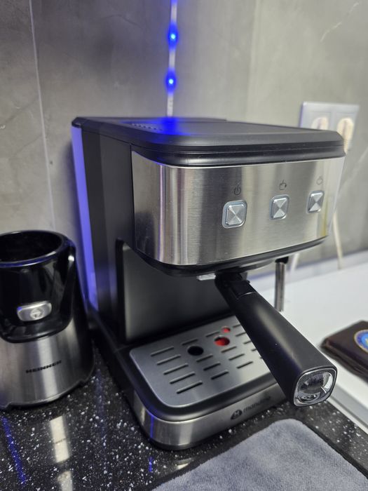 Vand aparat de cafea nou
