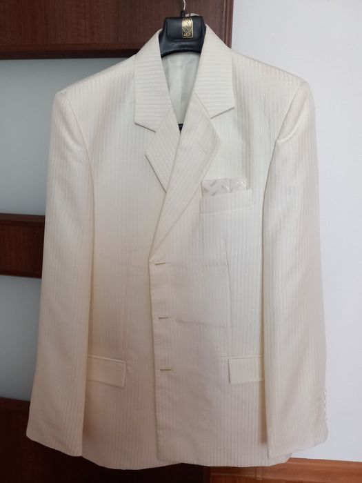 Costum barbati elegant