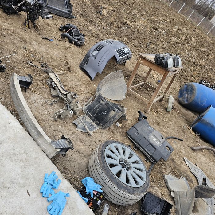 1.6 fsi на части само