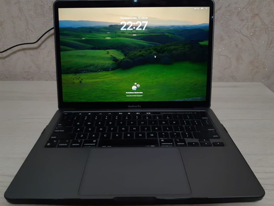 Macbook pro 13 MYD 92