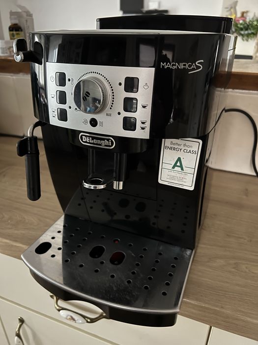 Espressor Delonghi Magnifica S Aparat cafea