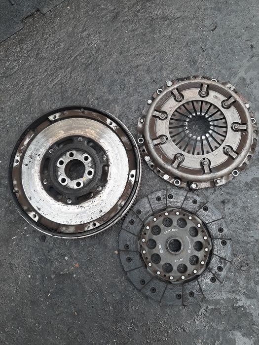 Kit ambreiaj 1.9tdi Audi A4 B6 / Passat b5.5 / Superb AWX/AVF/AVB