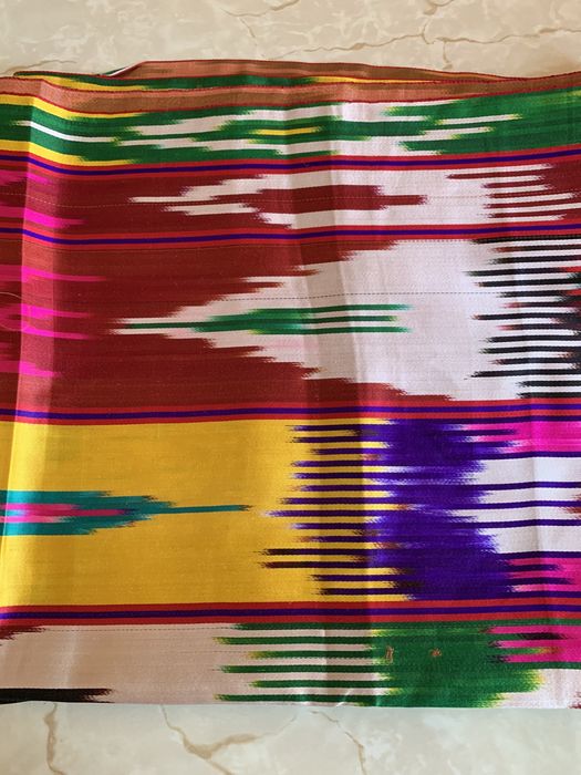 Хан - атлас. Классический.