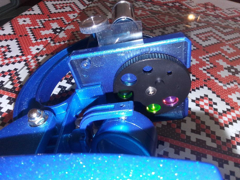 De vanzare Microscope de Luxe  100X,450X, 900X