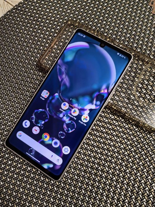 Sharp Aquos R8 White 256Gb/8Gb Ram