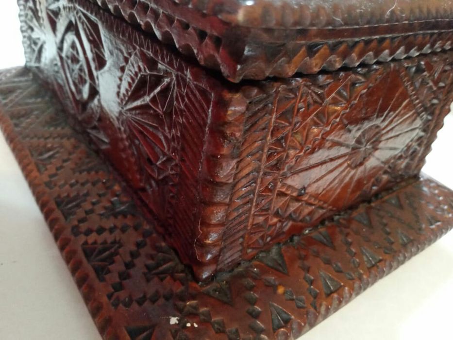 Ларец резной шкатулка