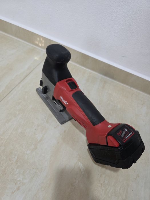 Fierastrau pendular Milwaukee HD18 JSD