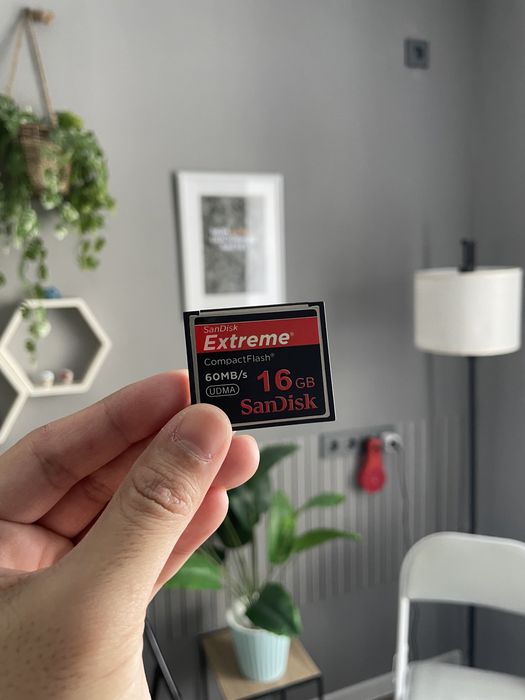 карты для фотоаппарата