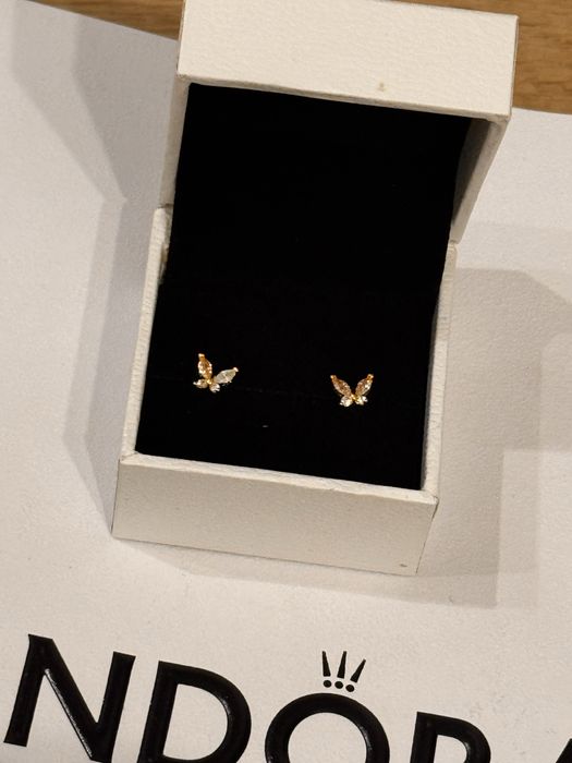 Пандора обеци Pandora