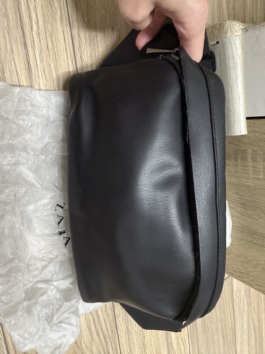 Чантичка за кръста Zara