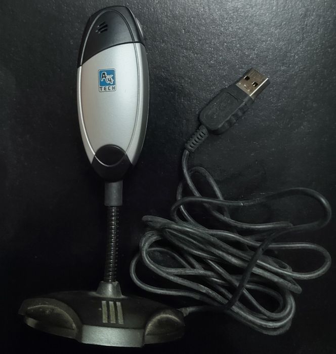 vând cameră web cu microfon