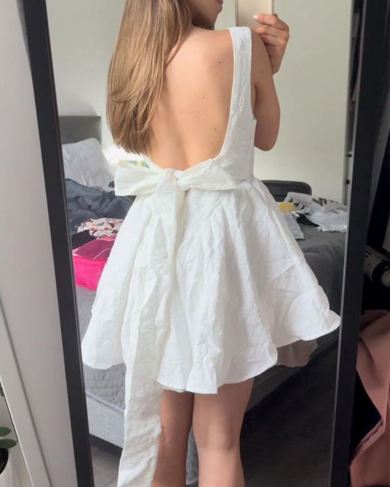 Бяла стилна рокля XS/S