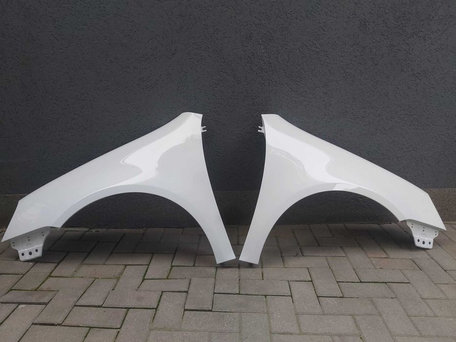 Aripa Fata Dreapta & Stanga VW Golf 5/V 2004-2008 Vopsita Alb