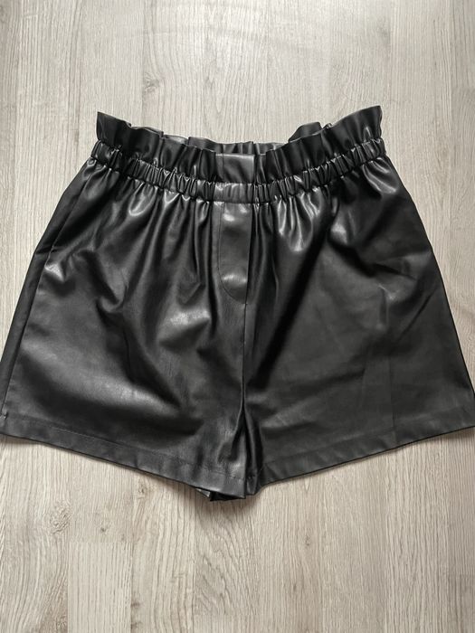 DeFacto кожени къси панталони-зимни