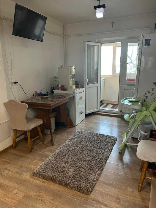 Vand apartament 2 camere Lapus Arges Et 1