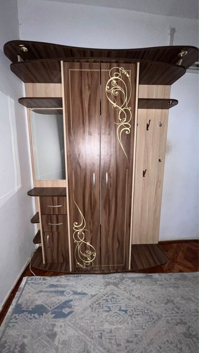 Шкаф для прихожей