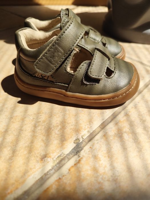 Бебешки сандали Колев и Колев