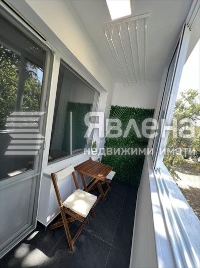 Дава се под наем Тристаен апартамент в Бургас, Лазур - 85 кв.м за 750 € - Снимка #8